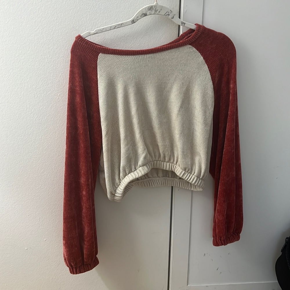 Blue Blush Red and White Long Sleeve Cropped Shirt